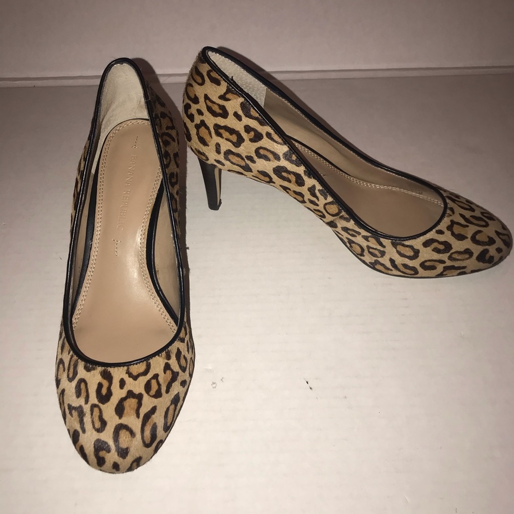Banana Republic Leopard Calf Hair Ivonne Pumps